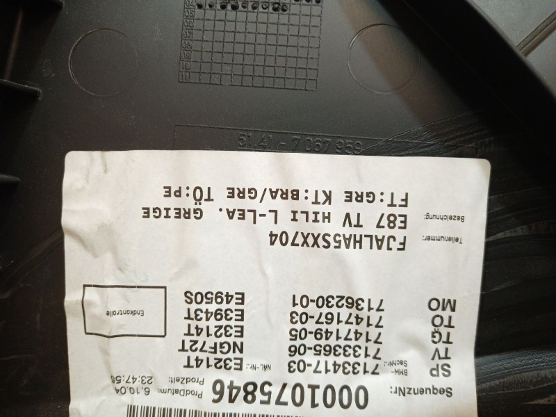 Recambio de guarnecido puerta trasera izquierda para bmw 1 (e87) 116 i referencia OEM IAM 51417067959 51417067959 51417067959