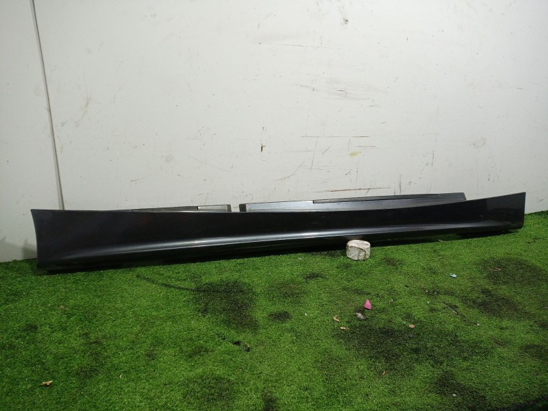 Recambio de faldon lateral para bmw 1 (e87) 116 i referencia OEM IAM 51717147402 51717147402 22944911