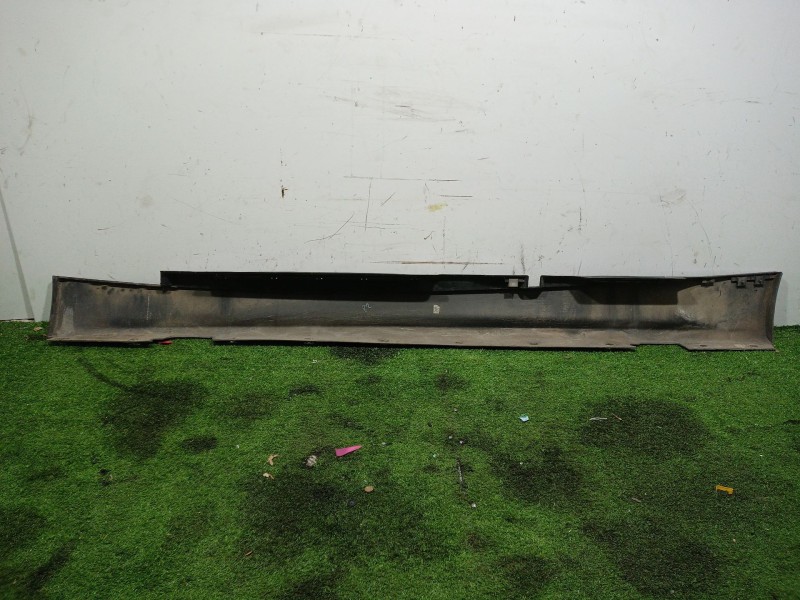 Recambio de faldon lateral para bmw 1 (e87) 116 i referencia OEM IAM 51717147402 51717147402 22944911