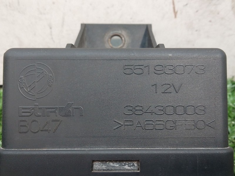 Recambio de caja precalentamiento para fiat punto (199_) 1.3 d multijet referencia OEM IAM 55193073  38430003