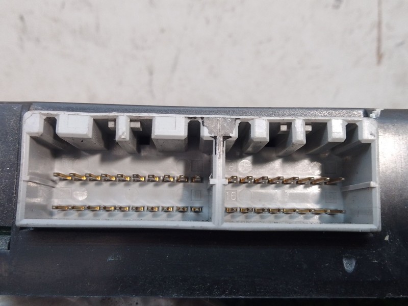 Recambio de modulo electronico para nissan primera berlina (p12) acenta referencia OEM IAM ED01034710 ED01034710 ED01034710