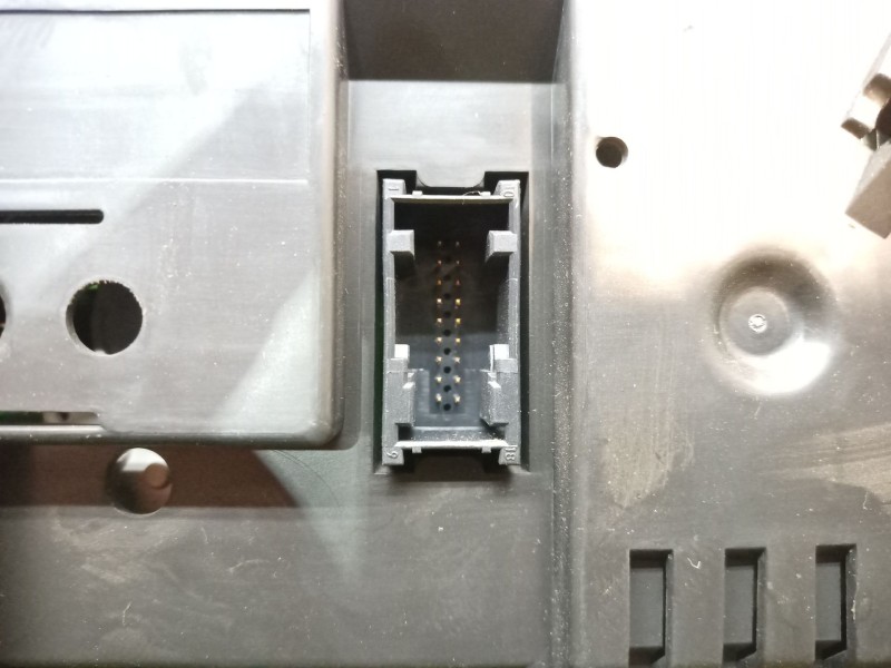 Recambio de cuadro instrumentos para bmw 1 (e87) 116 i referencia OEM IAM 102493213 IK696048701 6947136