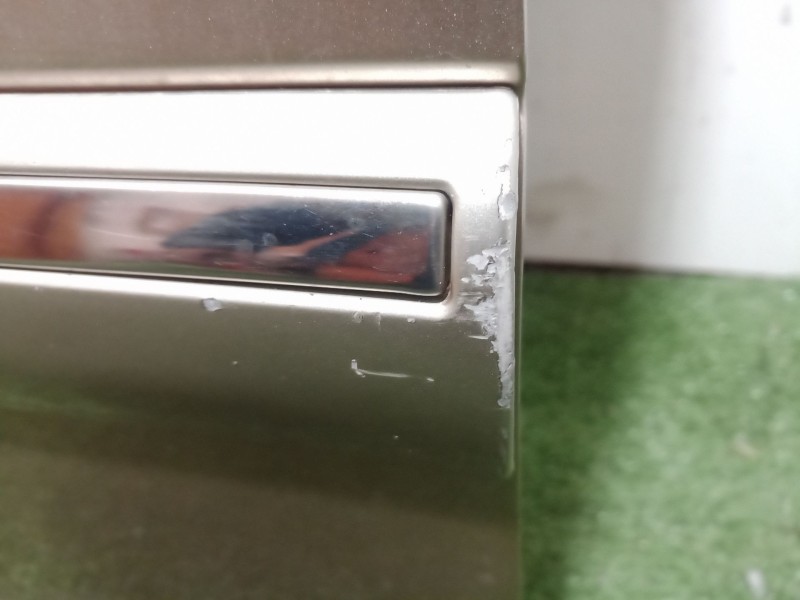 Recambio de puerta delantera izquierda para kia carens referencia OEM IAM   