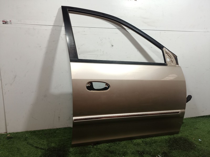 Recambio de puerta delantera derecha para kia carens referencia OEM IAM   