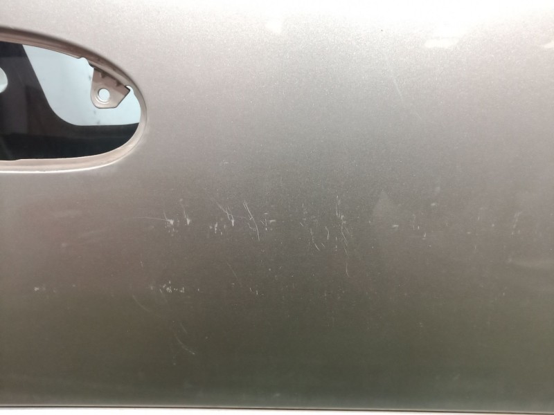 Recambio de puerta delantera derecha para kia carens referencia OEM IAM   