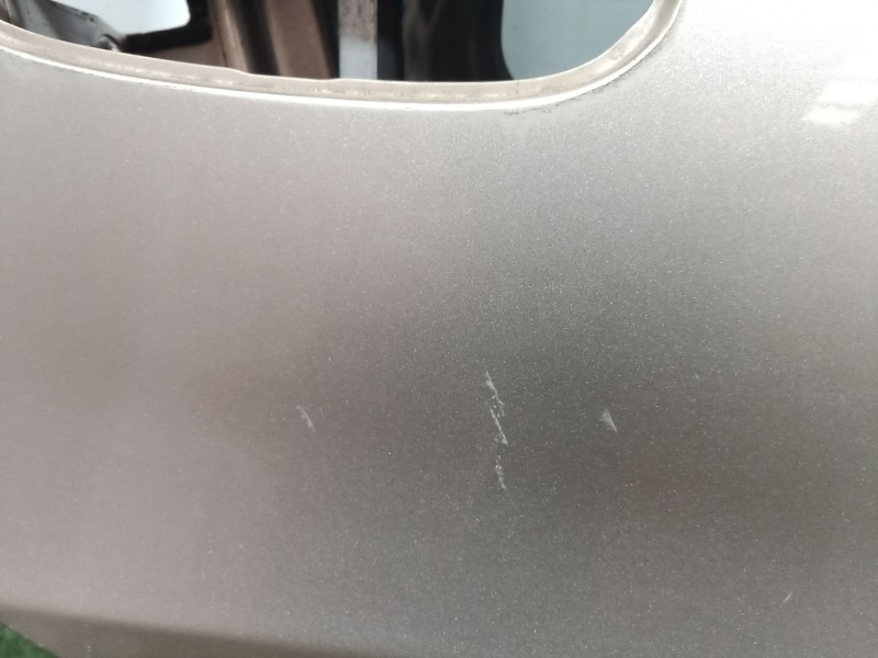 Recambio de puerta trasera derecha para kia carens referencia OEM IAM   