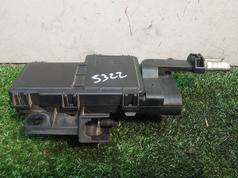 Recambio de caja reles / fusibles para bmw serie 7 (e65/e66) 6.0 cat referencia OEM IAM 61138387568 61138387568 10688710