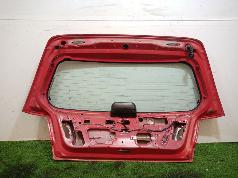 Recambio de porton trasero para nissan almera (n15) 1.4 16v cat referencia OEM IAM   