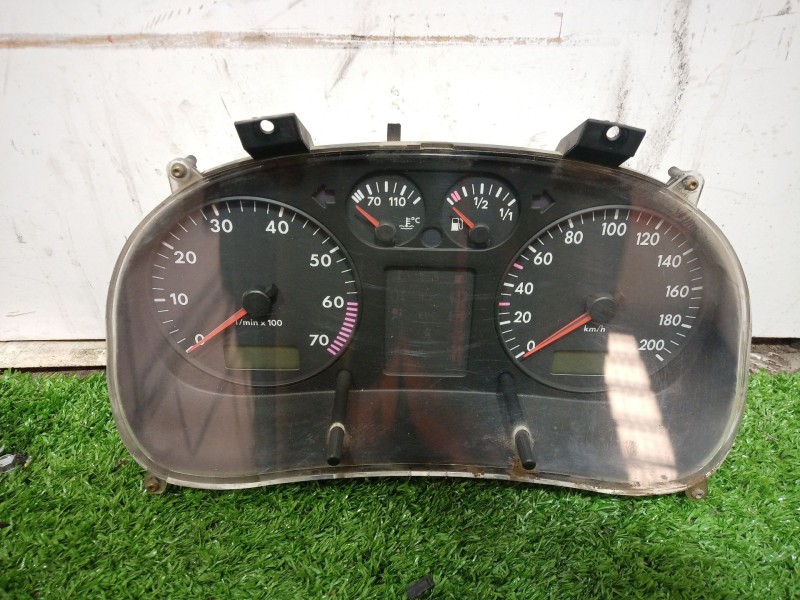 Recambio de cuadro instrumentos para seat arosa (6h1) referencia OEM IAM 5392326610 5392326610 0263613001