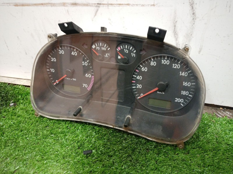 Recambio de cuadro instrumentos para seat arosa (6h1) referencia OEM IAM 5392326610 5392326610 0263613001