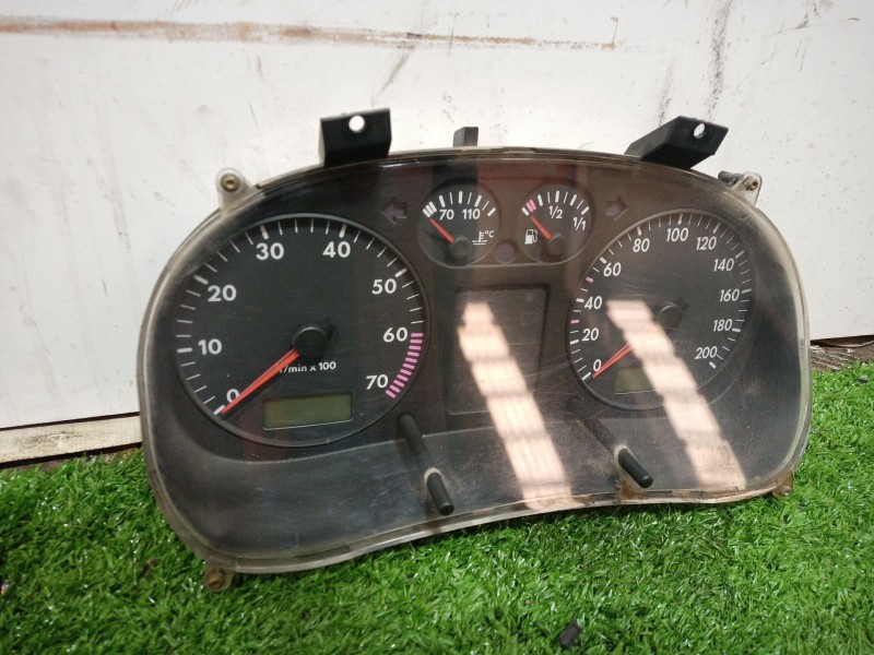 Recambio de cuadro instrumentos para seat arosa (6h1) referencia OEM IAM 5392326610 5392326610 0263613001