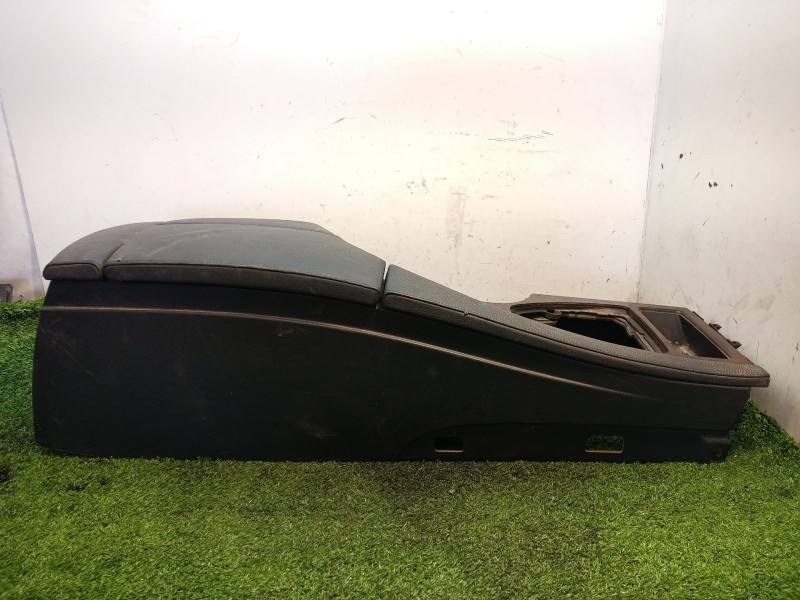 Recambio de consola central tras. para bmw serie 5 berlina (e60) 530d referencia OEM IAM   