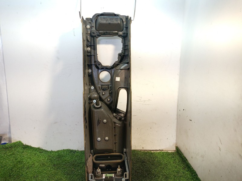 Recambio de consola central tras. para bmw serie 5 berlina (e60) 530d referencia OEM IAM   