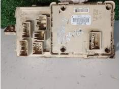 Recambio de caja reles / fusibles para toyota avensis (_t25_) 2.2 d-4d (adt251_) referencia OEM IAM 82641CA010F 905762 040506000 2