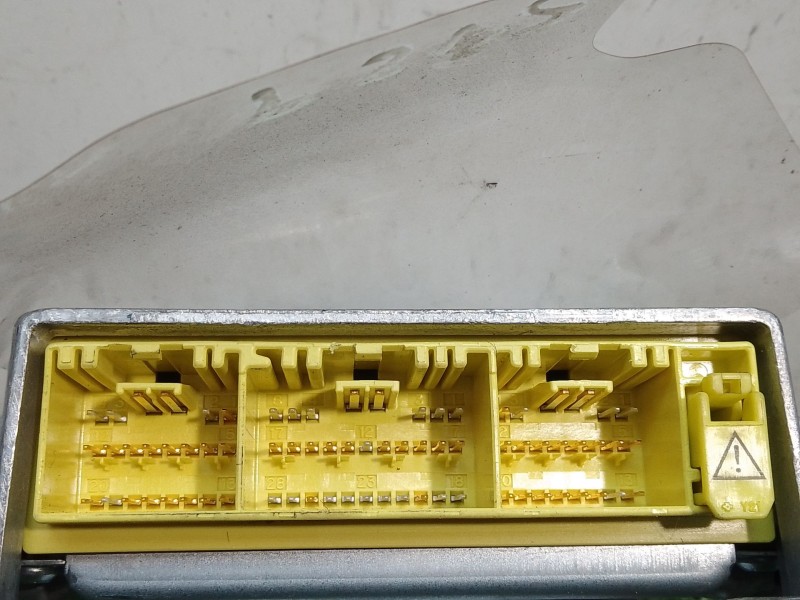 Recambio de centralita airbag para toyota avensis (_t25_) 2.2 d-4d (adt251_) referencia OEM IAM 8917005122 PT2H5801AE 232517102