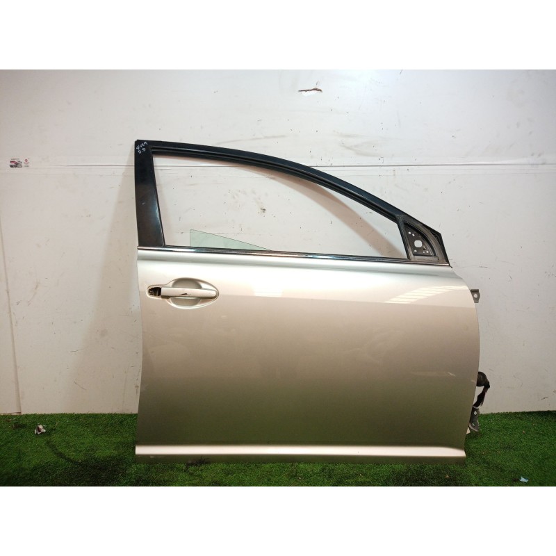 Recambio de puerta delantera derecha para toyota avensis (_t25_) 2.2 d-4d (adt251_) referencia OEM IAM   