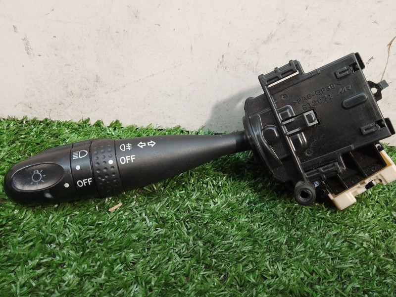 Recambio de mando luces para kia cerato 2.0 turbodiesel cat referencia OEM IAM PA6GF30 PA6GF30 S12071