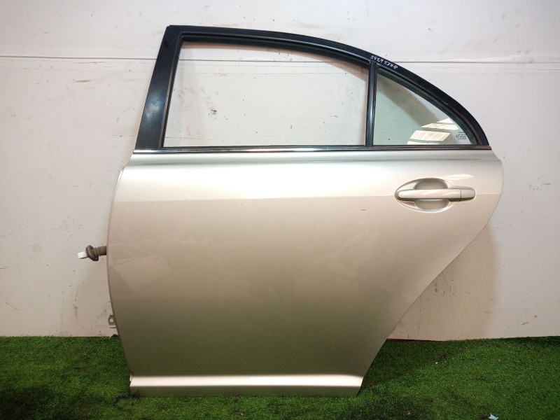 Recambio de puerta trasera izquierda para toyota avensis (_t25_) 2.2 d-4d (adt251_) referencia OEM IAM   