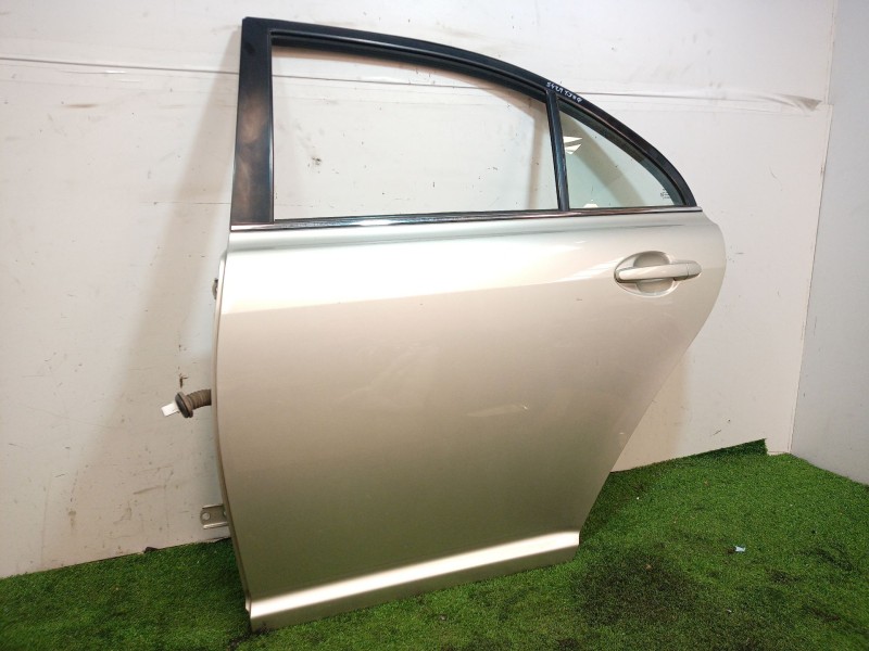 Recambio de puerta trasera izquierda para toyota avensis (_t25_) 2.2 d-4d (adt251_) referencia OEM IAM   