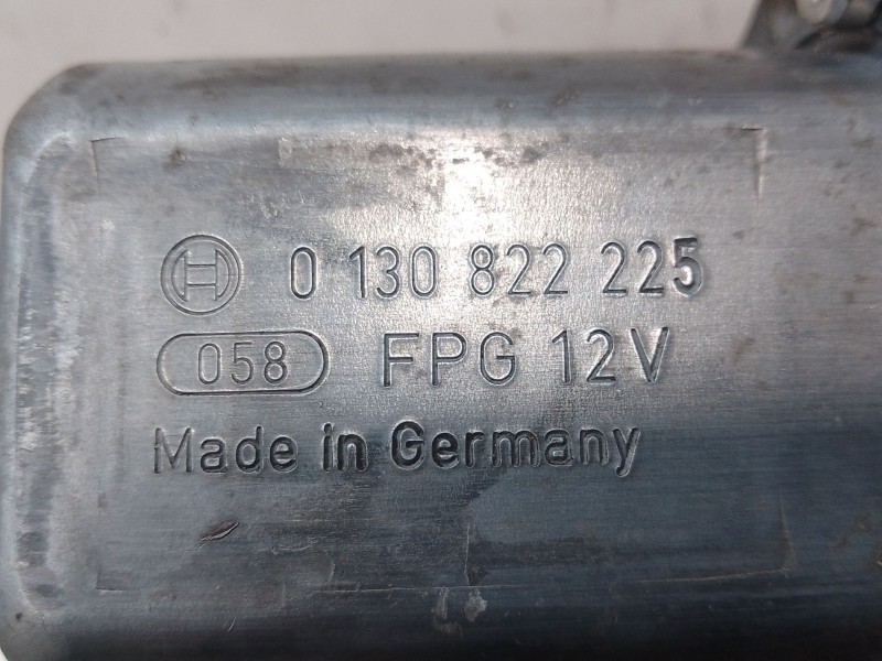 Recambio de motor elevalunas delantero derecho para bmw 1 (e87) 116 i referencia OEM IAM 6927030 996621101 0130822225