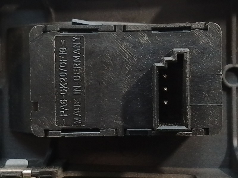 Recambio de mando elevalunas delantero derecho para bmw 1 (e87) 116 i referencia OEM IAM 159798002684B 159798002684B 6935534AI01