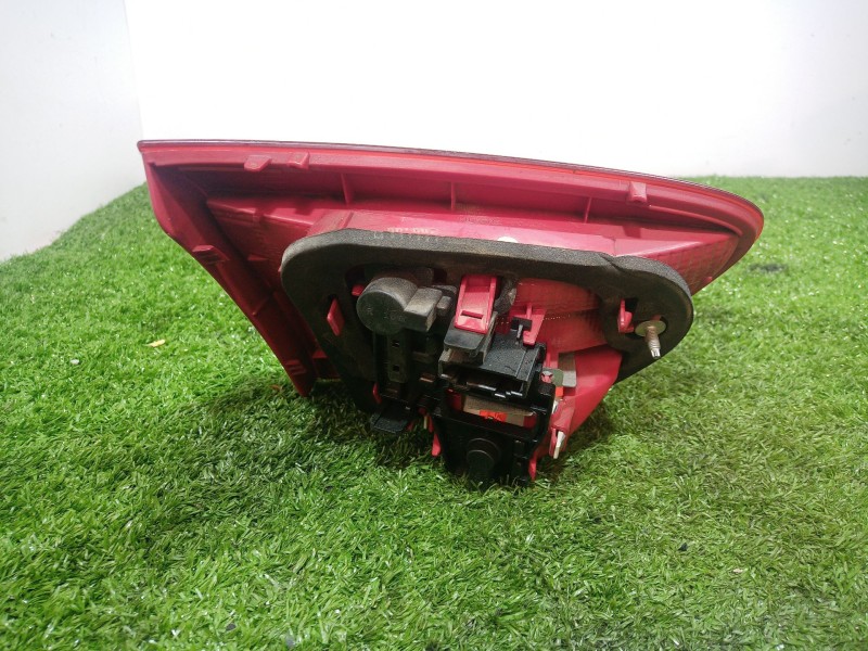 Recambio de piloto trasero derecho interior para seat ibiza st (6j8) style referencia OEM IAM 6J8945094 6J8945094 6J8945108