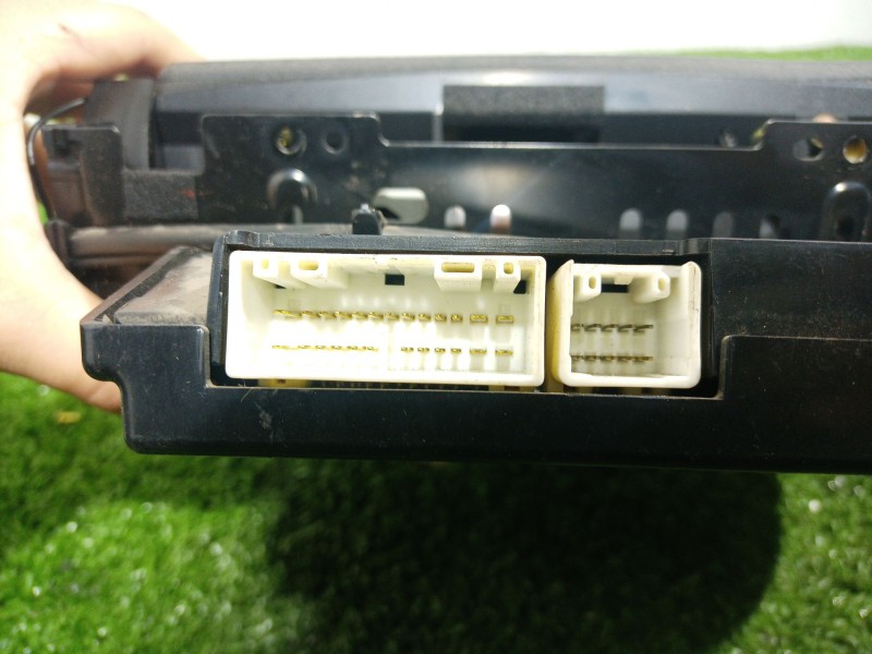 Recambio de pantalla multifuncion para toyota avensis (_t25_) 2.2 d-4d (adt251_) referencia OEM IAM   