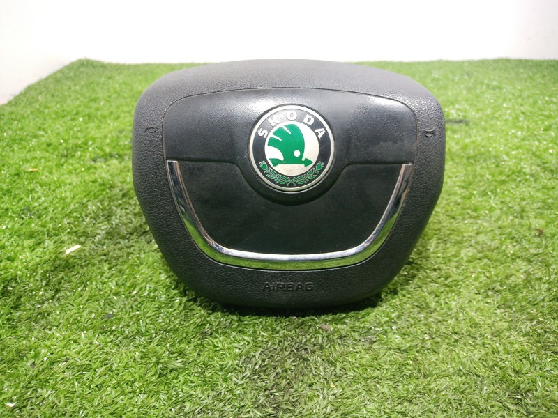 Recambio de airbag volante para skoda octavia ii (1z3) 1.6 tdi referencia OEM IAM 1Z0880201AHTDZ 1Z0880201AHTDZ 62218052A