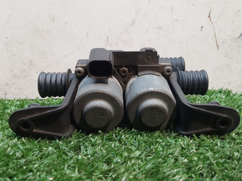 Recambio de valvula intercambio de calefaccion para bmw serie 7 (e65/e66) 6.0 cat referencia OEM IAM 6411690665203 6411690665203