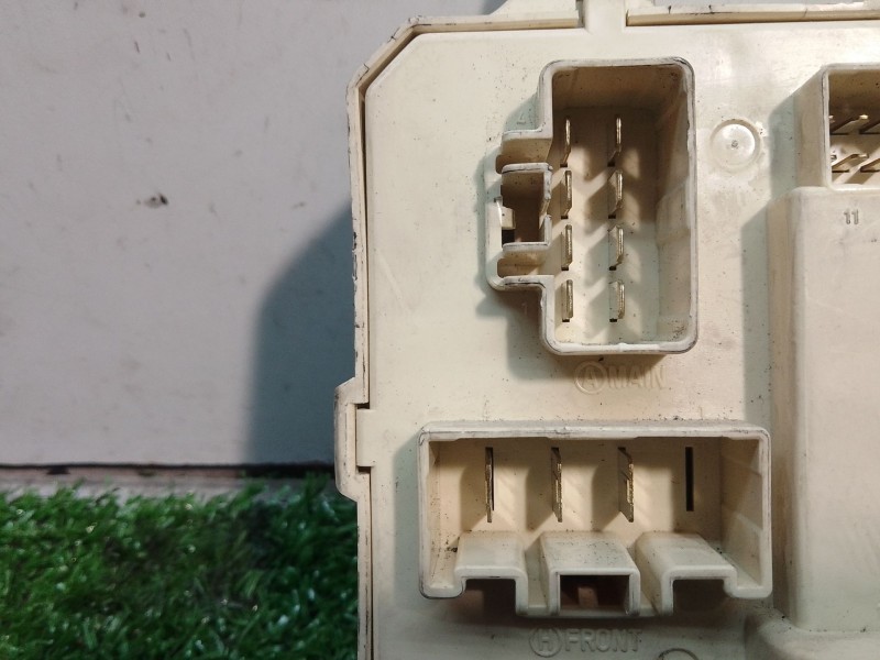 Recambio de caja reles / fusibles para kia cee´d referencia OEM IAM 1H510 1006C08012 1H5100612081399