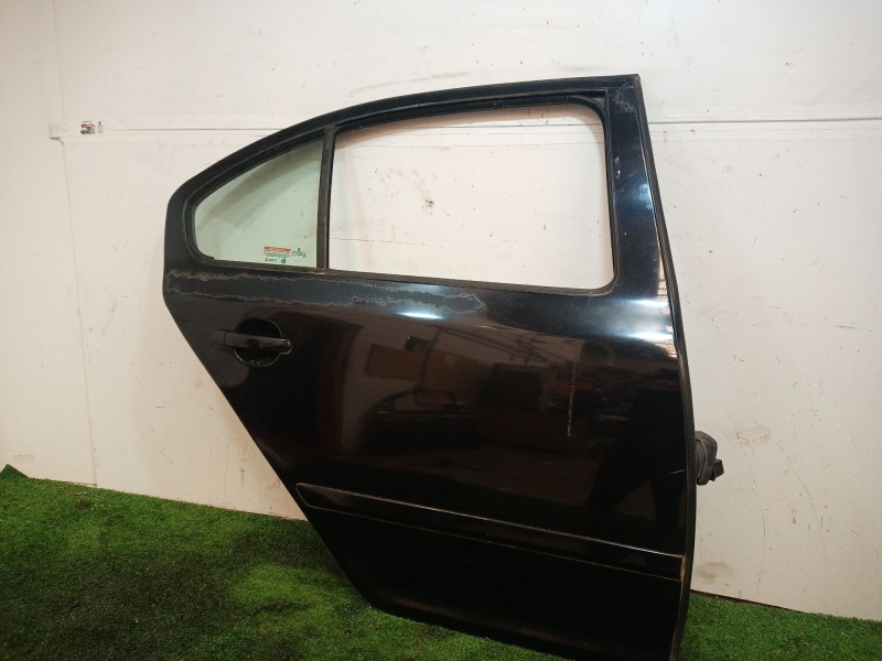 Recambio de puerta trasera derecha para skoda octavia ii (1z3) 1.6 tdi referencia OEM IAM   