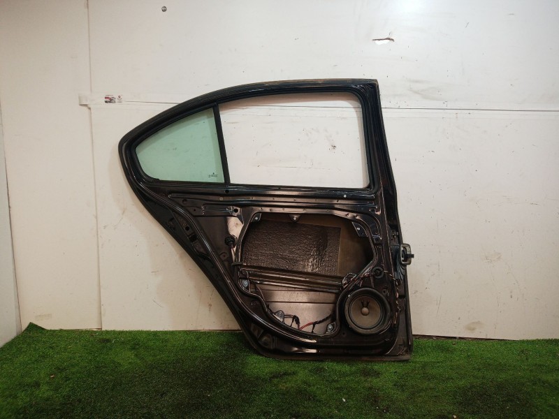 Recambio de puerta delantera izquierda para skoda octavia ii (1z3) 1.6 tdi referencia OEM IAM 1Z5833051 1Z5833051 1Z5833051