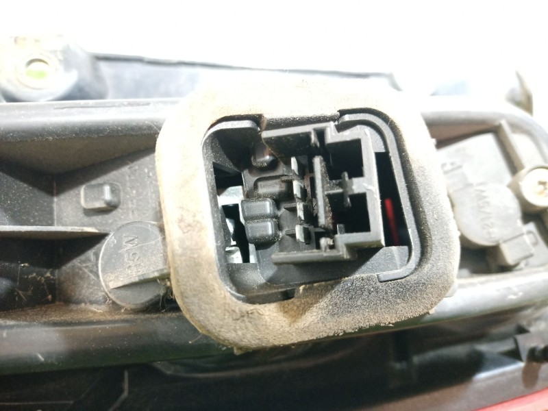 Recambio de piloto trasero derecho para fiat punto (199_) 1.3 d multijet referencia OEM IAM   