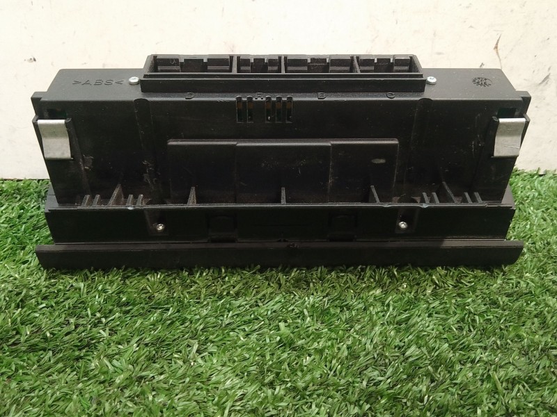 Recambio de mando calefaccion / aire acondicionado para audi a3 (8p) 2.0 tdi referencia OEM IAM 8P0820043M 8P0820043M 4122060180