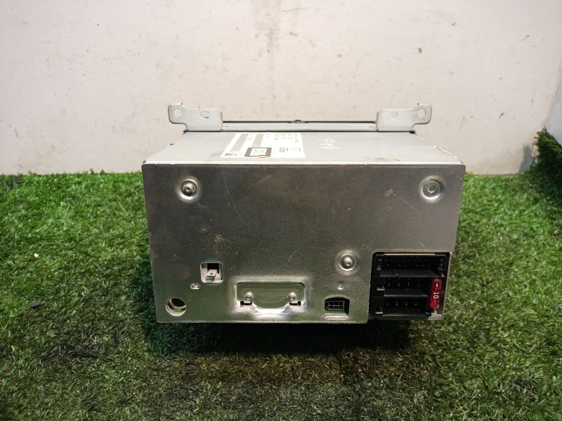 Recambio de sistema audio / radio cd para kia cee´d referencia OEM IAM X961701H000 A2C53115931 BS010705