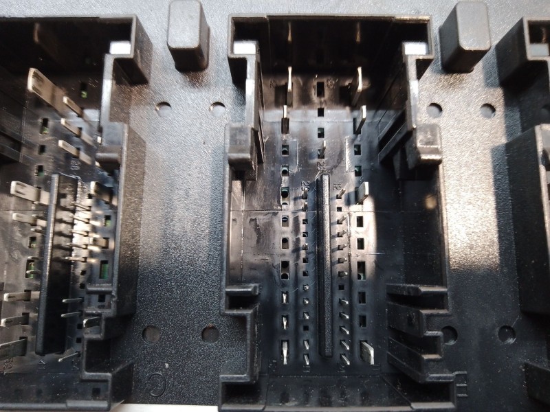 Recambio de modulo electronico para skoda octavia ii (1z3) 1.6 tdi referencia OEM IAM 1K0937084D  P40109095DK00965006