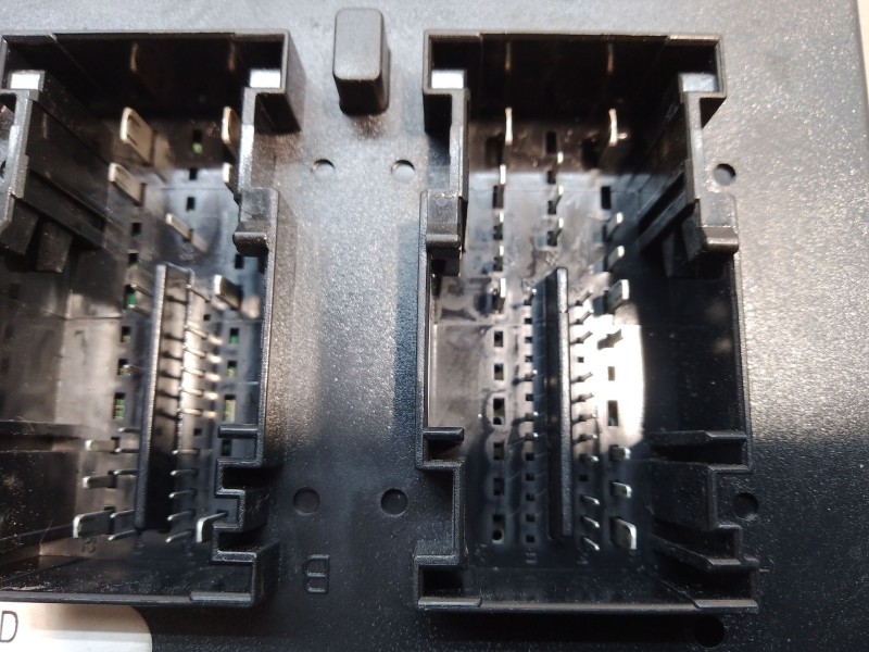 Recambio de modulo electronico para skoda octavia ii (1z3) 1.6 tdi referencia OEM IAM 1K0937084D  P40109095DK00965006