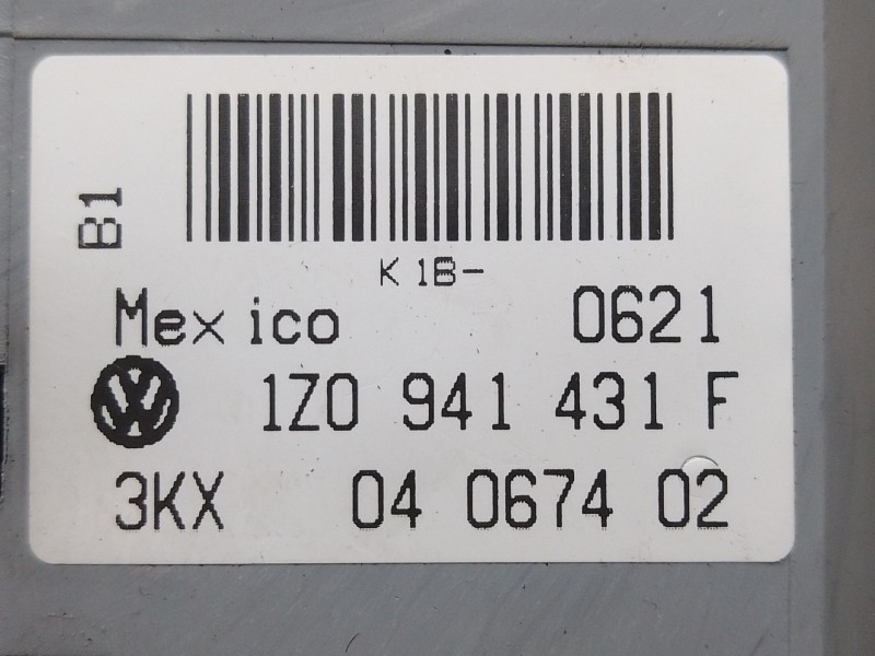Recambio de mando luces para skoda octavia ii (1z3) 1.6 tdi referencia OEM IAM 1Z0941431F 1Z0941431F 04067402