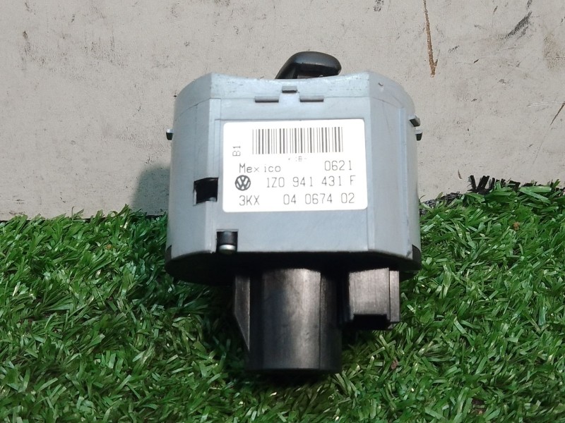 Recambio de mando luces para skoda octavia ii (1z3) 1.6 tdi referencia OEM IAM 1Z0941431F 1Z0941431F 04067402