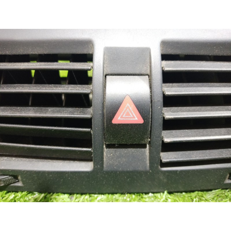 Recambio de rejilla aireadora para skoda octavia ii (1z3) 1.6 tdi referencia OEM IAM 1Z0820951 1Z0820951 1Z0820951