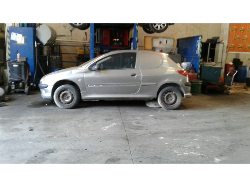 peugeot 206 berlina del año 1998