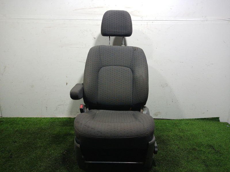 Recambio de asiento delantero izquierdo para kia carens referencia OEM IAM   