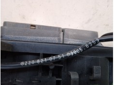 Recambio de maneta exterior porton para mercedes-benz clase s (w220) berlina 3.2 cdi cat referencia OEM IAM 2208210751 220821075