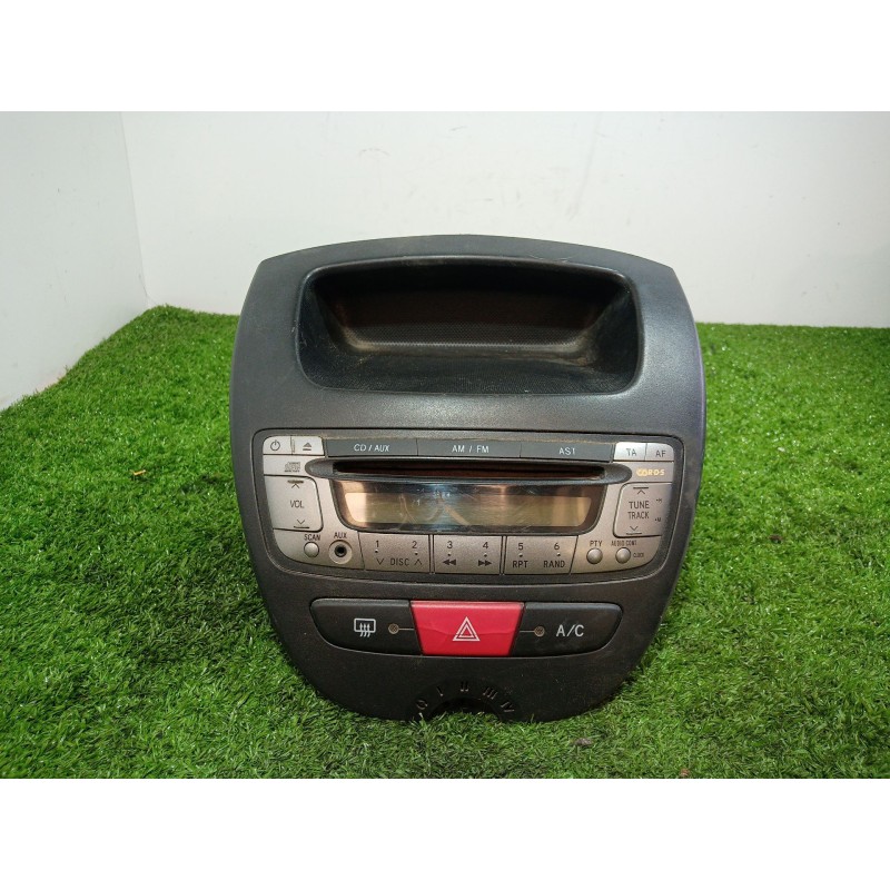 Recambio de sistema audio / radio cd para citroën c1 1.4 hdi cat (8ht / dv4td) referencia OEM IAM 861200H010 861200H010 861200H0