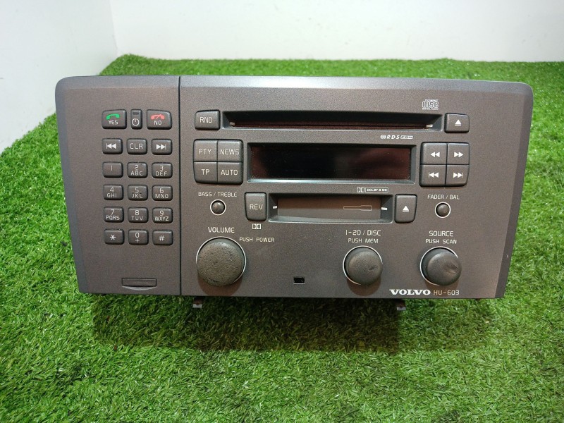 Recambio de sistema audio / radio cd para volvo s60 berlina referencia OEM IAM 86511521 86511521 V02640