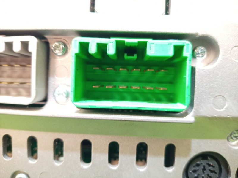 Recambio de sistema audio / radio cd para volvo s60 berlina referencia OEM IAM 86511521 86511521 V02640