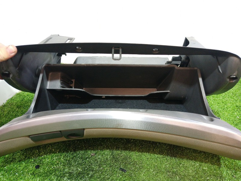 Recambio de guantera para volvo s60 berlina referencia OEM IAM 8650374 8650374 8650374