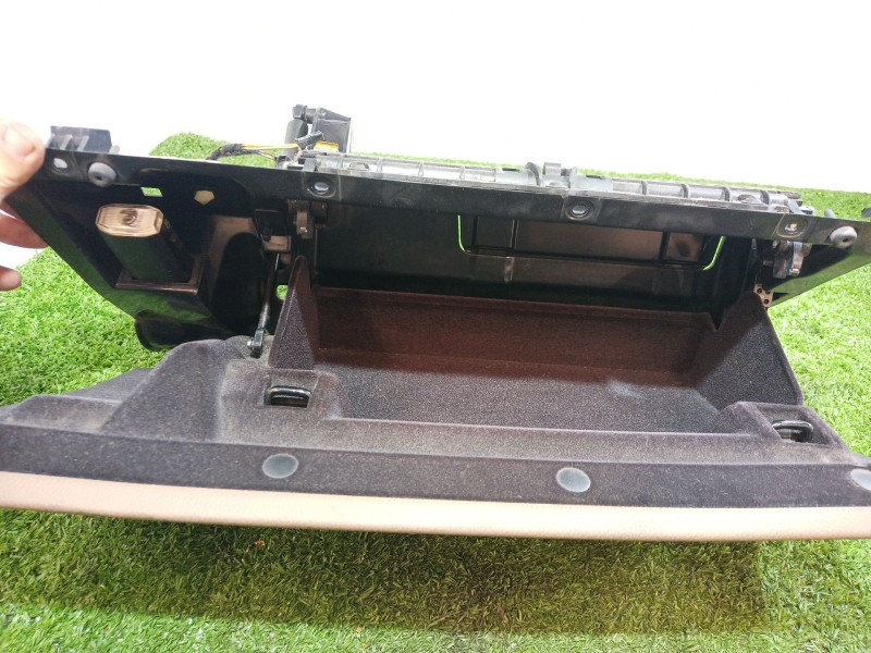 Recambio de guantera para bmw serie 7 (e65/e66) 6.0 cat referencia OEM IAM 51167027427 51167027427 72758410