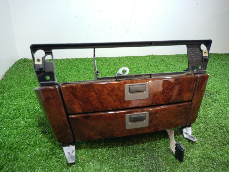 Recambio de cenicero para bmw serie 7 (e65/e66) 6.0 cat referencia OEM IAM 51457032886918 12145100 51457032886900