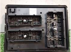 Recambio de caja reles / fusibles para kia carens referencia OEM IAM 04421M  AK1303 2